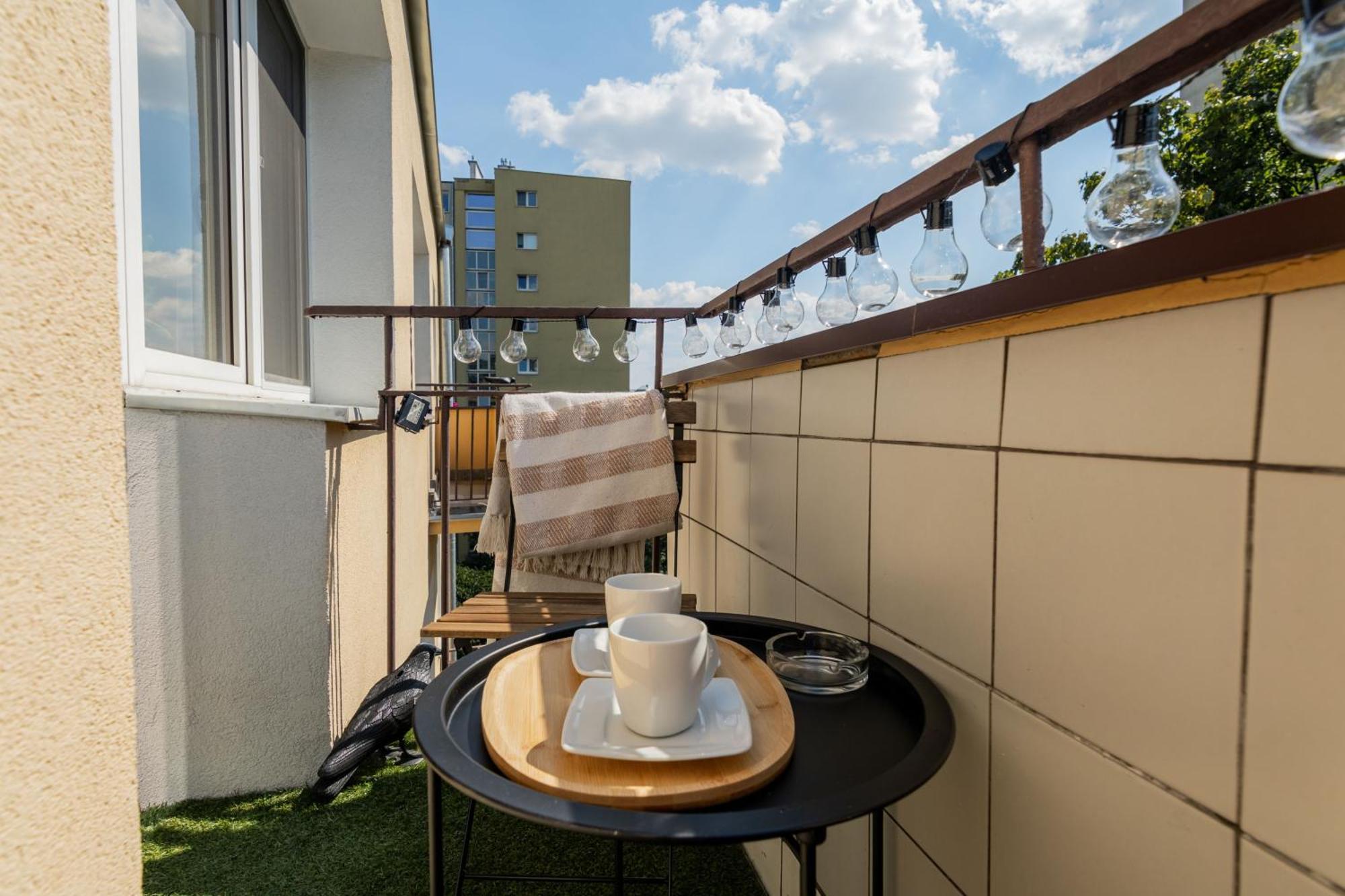 Przytulne Mieszkanko Z Balkonem I Parkingiem W Sercu Pragi Poludnie Appartement *