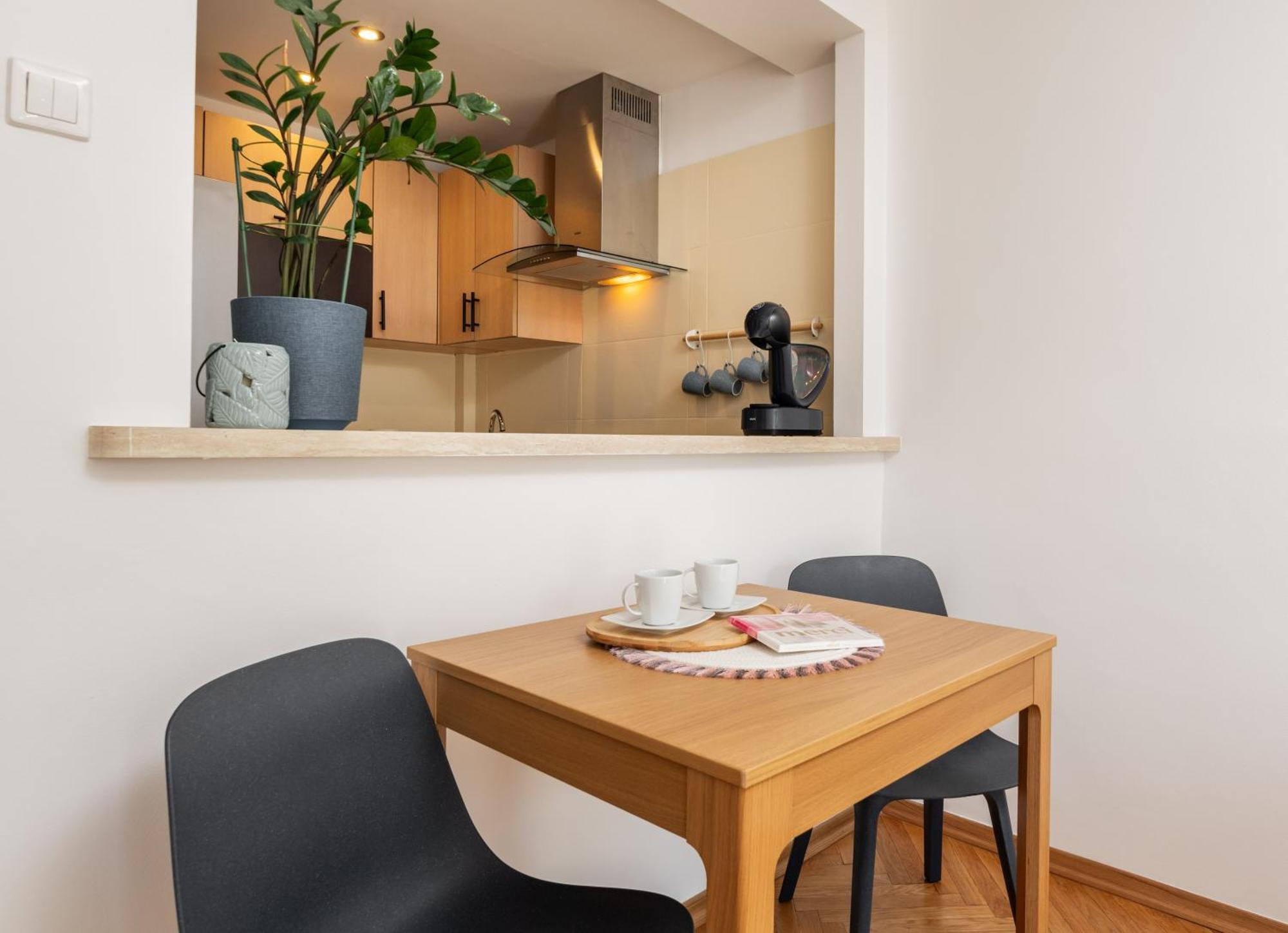 Appartement Przytulne Mieszkanko Z Balkonem I Parkingiem W Sercu Pragi Poludnie *